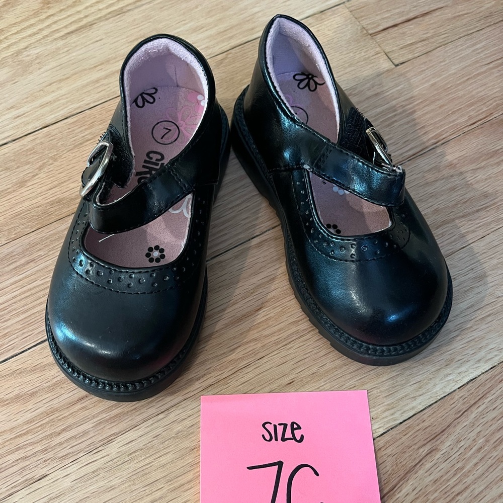 Circo Mary Jane Shoes